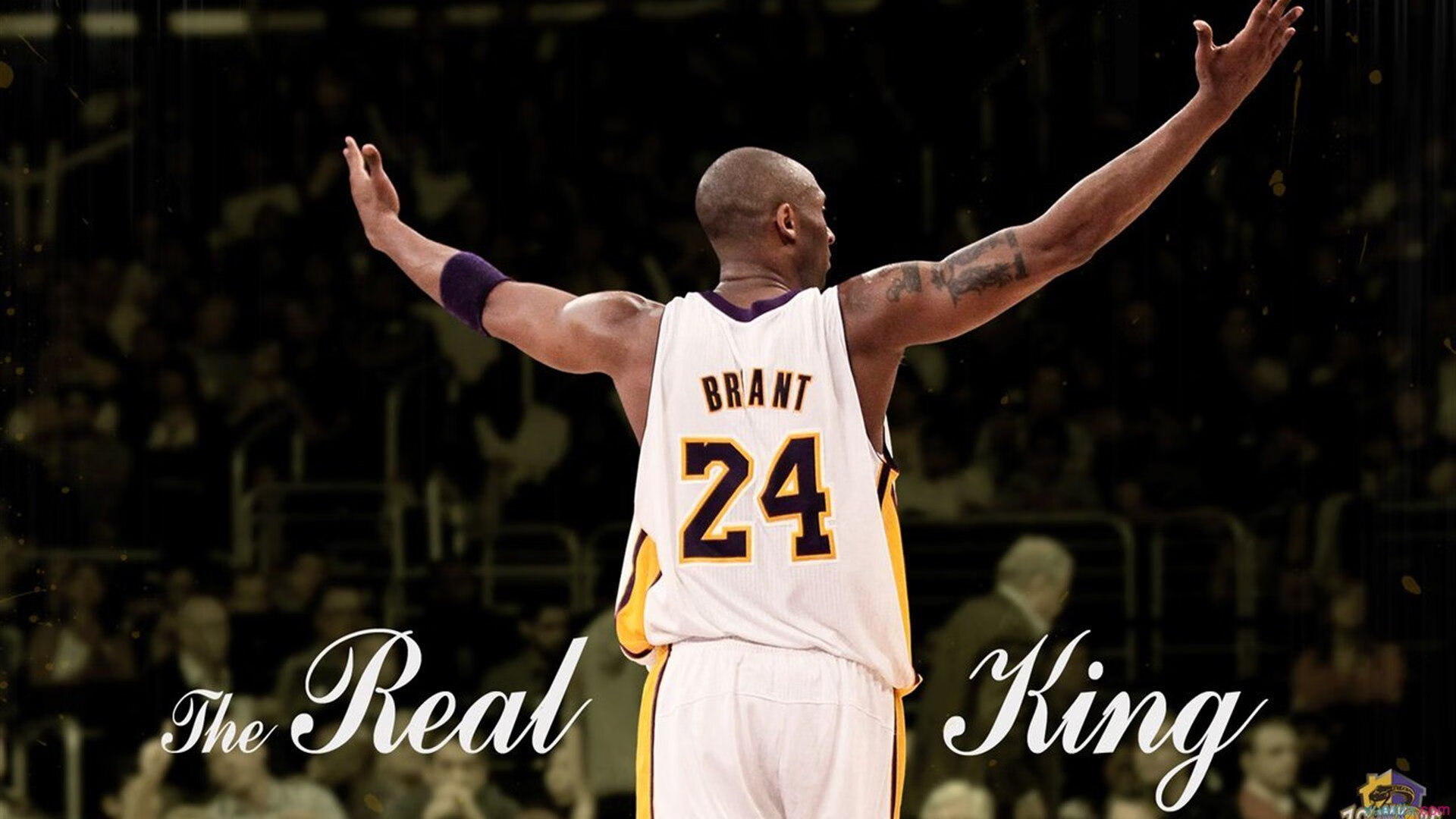 再见皇马!2亿巨星彻底失宠!一进一出解决内讧,挖英超头牌替代