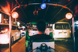 开云app-《堡垒之夜》“未来光影”赛季，趣味创意无限！